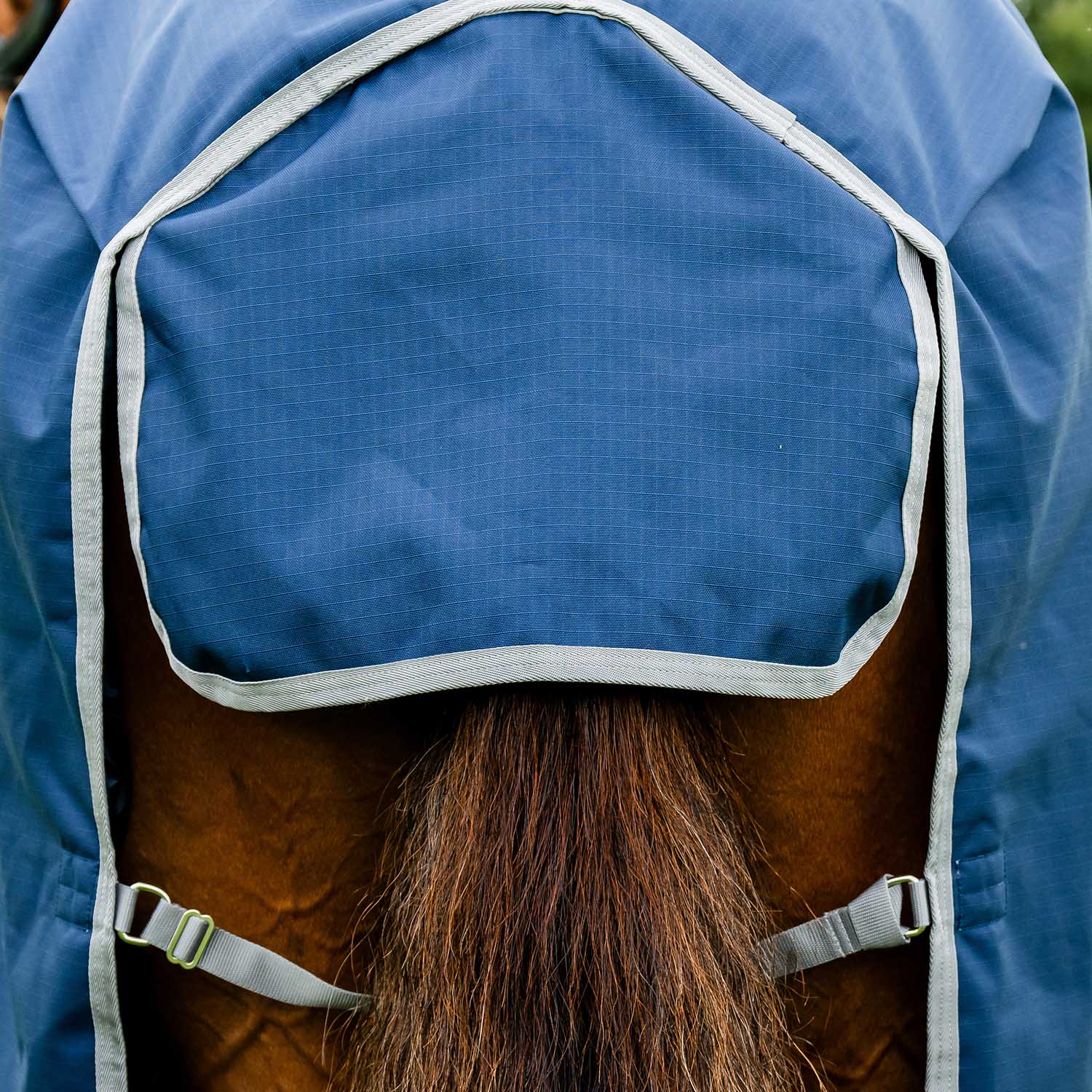 Amigo Ripstop 900D, 200g Turnout Blanket - Waterproof, Breathable Midweight Horse Rug - Image 6