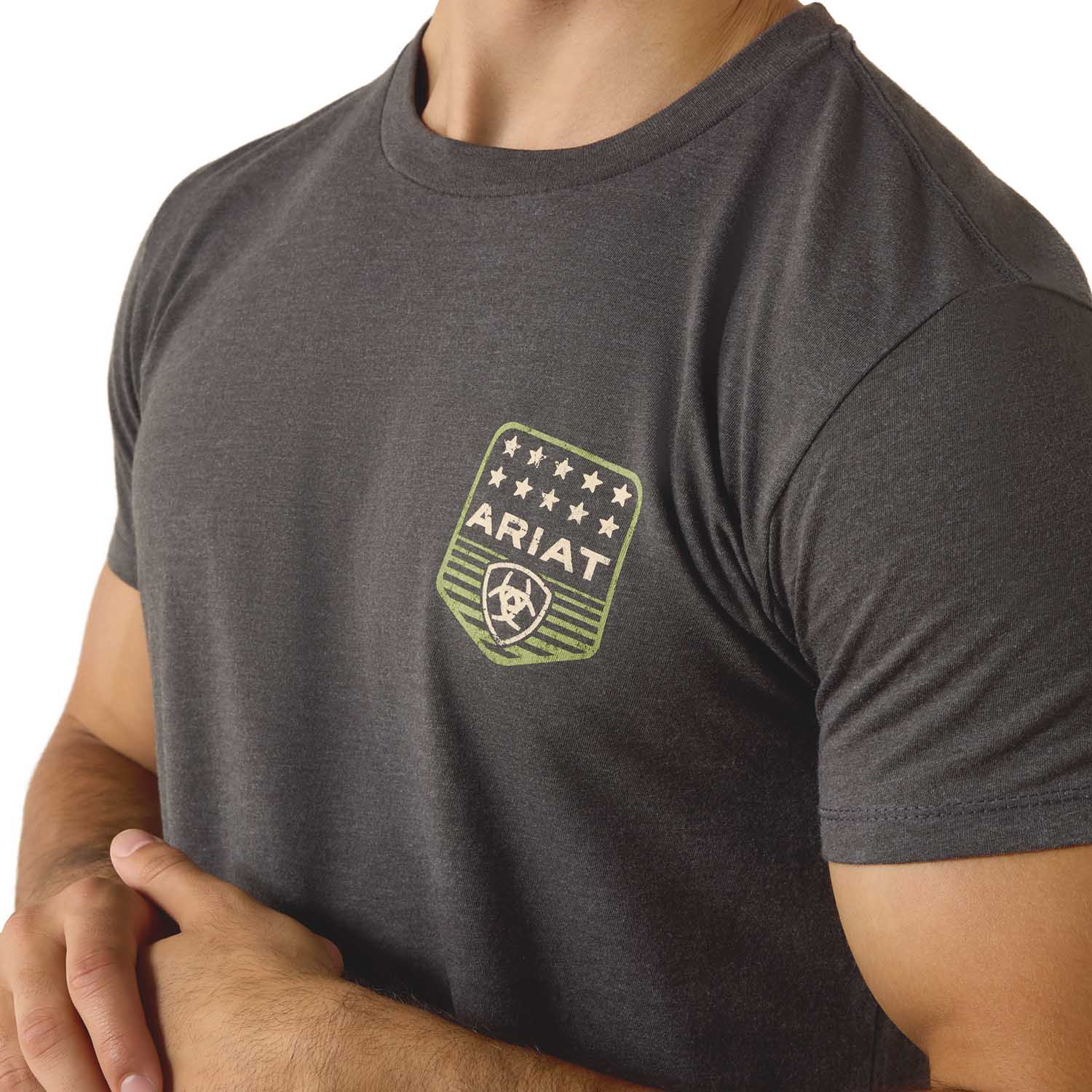 Ariat Mens Patriotic Badge Short Sleeve Shirt, 100% Cotton Unisex Top - Image 4