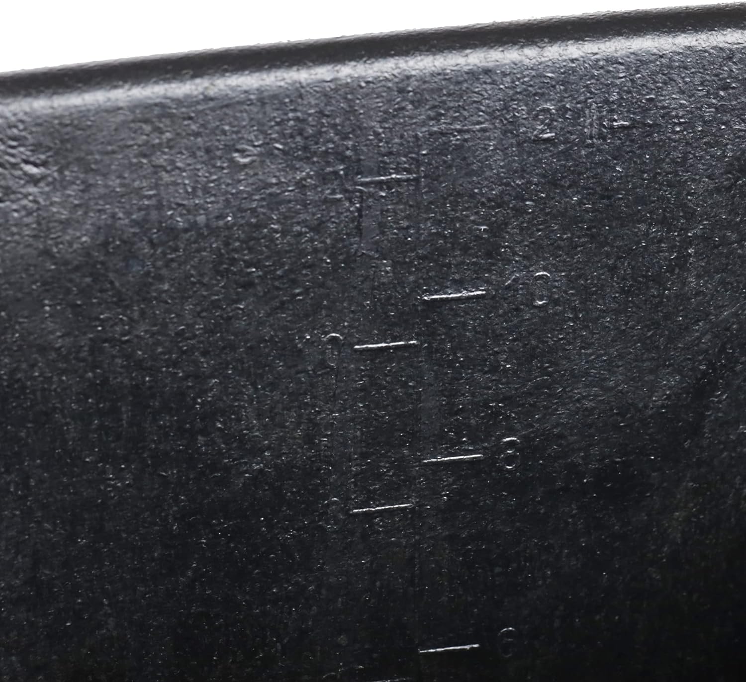 Heated Flat-Back Rubber Bucket for Livestock - Image 13