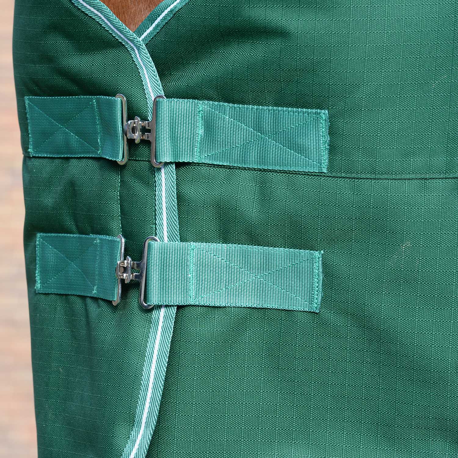 Saxon Defiant 1200 Denier Combo Neck Medium-Weight Turnout Blanket for Horses, 200g - Waterproof, Breathable & Durable - Image 2